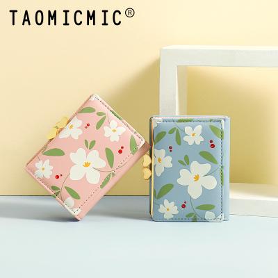 China TAOMICMIC Waterproof Customize Flower Print Handcrafted PU Leather Women Short Wallet With Lock Coin Pocket Factory Price for sale