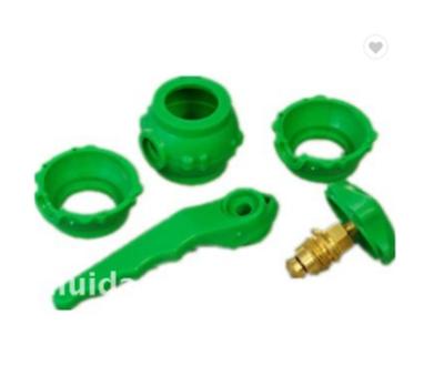 China Chinese PPR Manufacturer Wholesale Plastic Injection Plastic Pipe Fitting Molding for sale