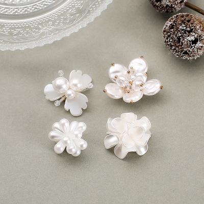 China European and American style small size flower form new design jewelry accessory accessory for earring making brooch for sale