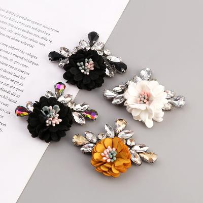 China Hot Sale Environmental Friendly Crystal Flower Jewelry Accessory Small Geometric Rhinestone Jewelry Accessory For Necklace Earring for sale