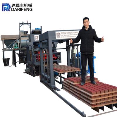 Chine QT8-15 full automatic hydraulic interlocking brick making machine concrete hollow block making machine à vendre