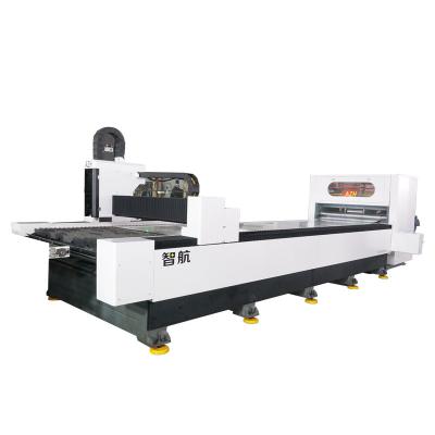 China 1500w 2kw 3kw Automated CNC Fiber Laser Loading Cutting Machine for CS Stainless Steel Sheet with Uncoiler and Flattener Coil for sale