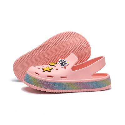 China Low Price Rubber Cheap Breathable Eva Clogs Hole Shoes, Moq Soft Comfortable Plastic Clogs For Women Men for sale