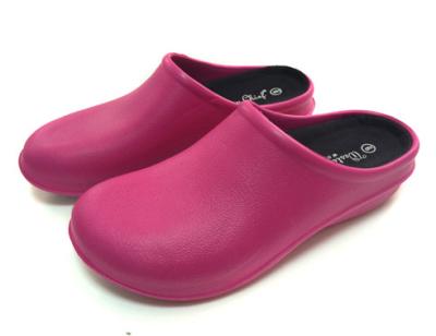 China Waterproof Lady EVA Surgical Clogs, Medical Clogs, Operating Theater Clogs for sale