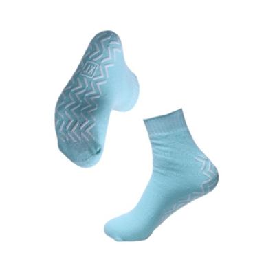 China Wholesale Custom Breathable Tube Non Slip Adult Hospital Disposable Socks for sale