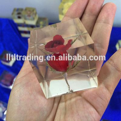 China Europe Rectangle Square Acrylic Resin Block Transparent Flower Inside Weight Lucite Acrylic Crystal Paper for sale