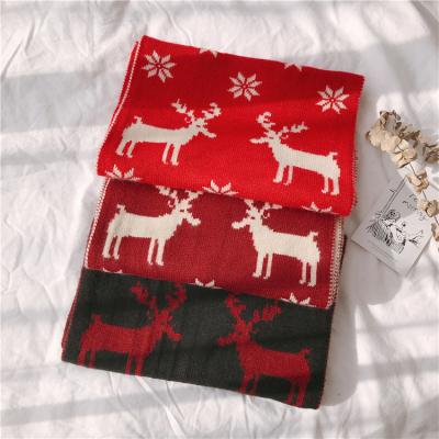 China Link Dye Hotselling UK 2021 Campus Style Red Christmas Scarves Christmas Deer Knitted Christmas Scarf Gift for sale