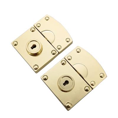 China Bag Factory Direct Handbags And Luggage Hardware Accessories Die Cast Female Alloy Bag Press Lock for sale