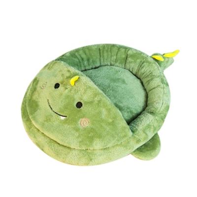 China Stored Plush Pet Semi Anti-static Covered Nest Large Space Comfortable And Non-slip Beds for sale