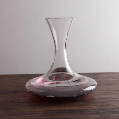 China NO Slant 1700Ml Round Mouth Rotating Wine Decanter Wholesale Wine Decanting Aerator Crystal Glass Wine Decanter for sale