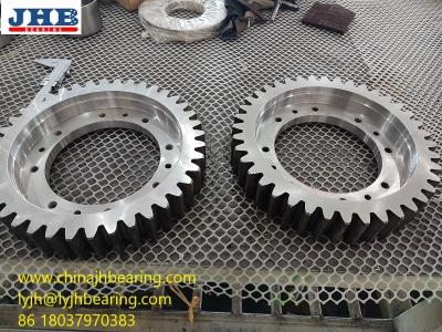 Chine Big pinion matched slewing bearing 420*230*77mm 40pcs teeth à vendre