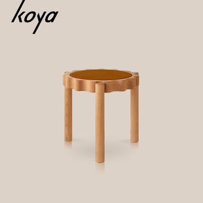 China Modern Nordic Minimalist Round Bar Umpire Chair Stools Art Piece Small Solid Wood Stool for sale