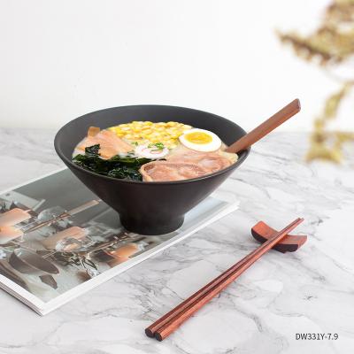 China Custom Viable Cereal Noodle Size Pho White Color Ceramic Ramen Bowl Set With Spoon Chopsticks for sale