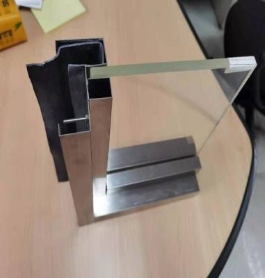 Cina vetro al piombo di radioprotezione di 10mm X Ray Proof Glass 1000mm x 2000mm senza struttura in vendita