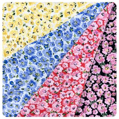 China Wrinkle Resistant Flower Type New Elastic 100% Polyester Weft Fabric Chiffon Printing Woven Fabric Wholesale for sale