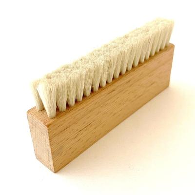 China Vinyl Record Wooden Goats Hair Record Cleaning Brush for Vinyl Record with Natural 3 Row Goats Hair for sale