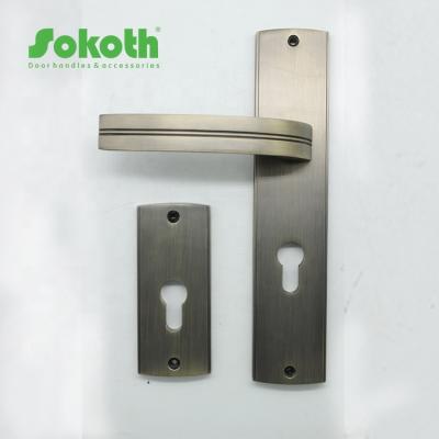 China Poland Market Modern Zinc Front Entrance Security Door Lock Sets for sale