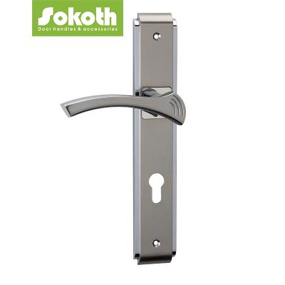 China Anti-corrosion classic design door zinc alloy lever handle plate interior door handle single plate lever door handle with plate for sale