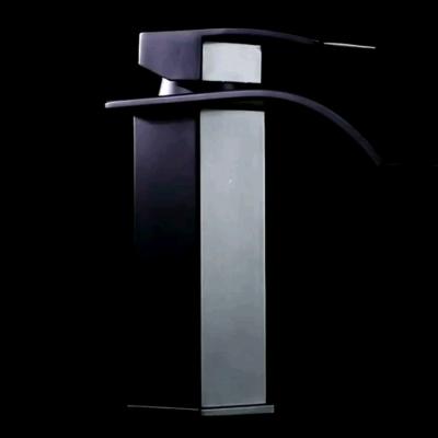 China Fashionable Hot Cold Water Faucet Faucets 304 Stainless Steel Economical Large Metered Basin Faucet Faucet for sale