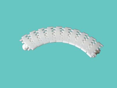 Chine ACÉTAL BLANC FLEXIBLE SIMPLE DE MATÉRIAUX DE COULEUR DES CHAÎNES DE CONVOYEUR XL63 DE CHAÎNE DE CONVOYEUR FLEXIBLE à vendre