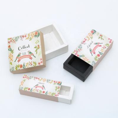 China Recycled Materials Custom Printed Paper Packaging Boxes For Small Gifts Boxes For Gift Package for sale