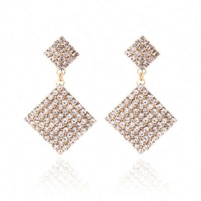 China Fashionable Exquisite Cute Rhinestone Stud Earrings With Flowing Diamond Claw Chain Women for sale