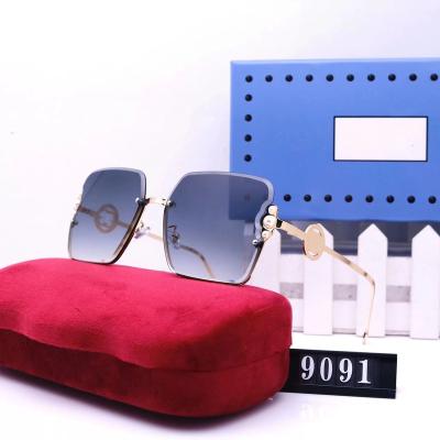 China 2022 women and men sunglasses designer custom logo fashion sunglasses for sale