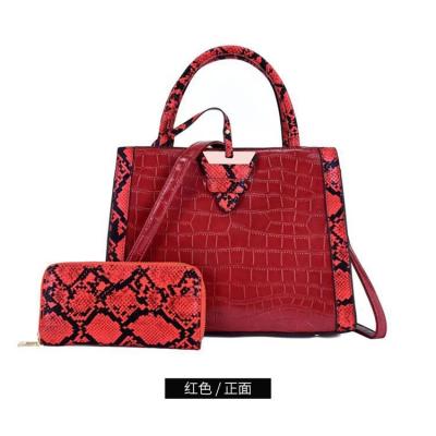 China Hot Selling Luxury Buckle Closure Shoulder Bags 2021 Latest Ladies Women Snack Skin Purses And Handbags for sale