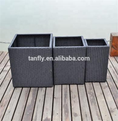 China Modern European Outdoor Metal Pe Rattan Square Aluminum Flower Pots for sale