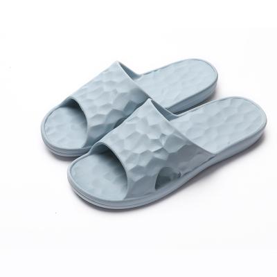 China Fashion trend factory direct wholesale high quality home men's slippers soft indoor summer for sale