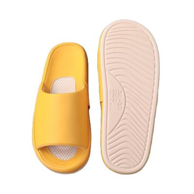 China Lightweight Quality Wholesale Cheap Outstanding Bed Heightening Heel Mens Slippers Summer for sale