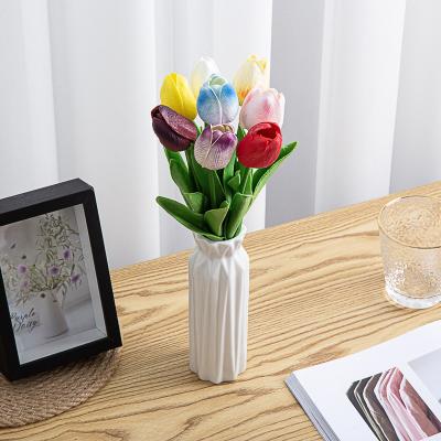 China Wholesale Realistic Artificial High Simulation Fake PU Silk Flowers Bulk Flowers Eco-friendly Real Touch Tulip For Decor for sale