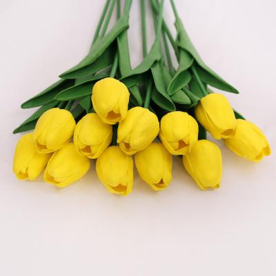 China Natural Wholesale PU Realistic Fake Flowers Bulk Artificial High Simulation Silk Flowers Real Touch Tulip For Decor for sale