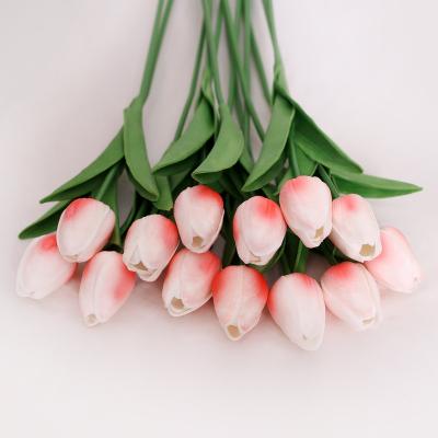 China Bulk Artificial Flowers Eco-Friendly White Tulips Floral Home Centerpiece Wedding Table Decoration Bride Artificial Bouquet Real Touch for sale