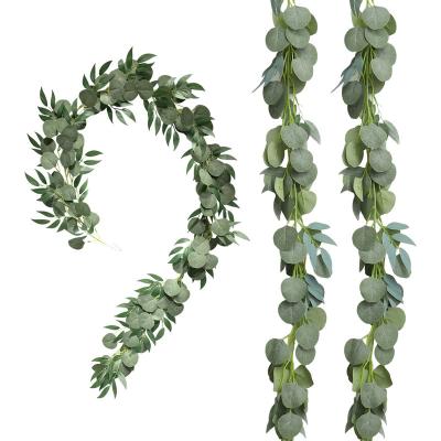 China Beautiful Amazon Success Layout Green Colorful Artificial Eucalyptus Wreath Artificial Plants for sale