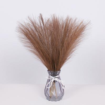 China Factory wholesale event decoration wedding home decorative large fluffy pampas grass artificial silk reed flowers and plants for sale