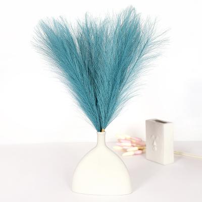 China The Colorful Fake Pampas Grass Events Decoration Artificial Flowers Large Fluffy Pampas For Home Decor for sale