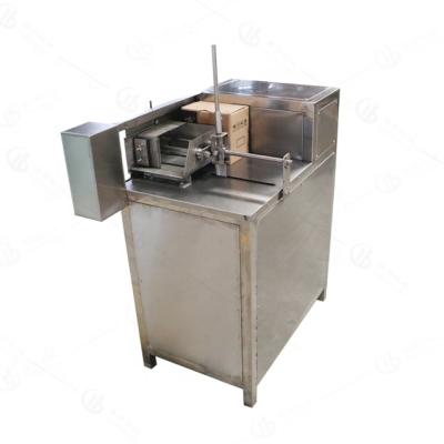 China Suitable For Type French Fries Cutter , TBS300 Long Carrot Sticks Shred Size Potato Root Cutting Machine for sale