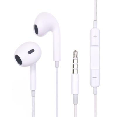 China MIC+VOLUME CONTROL 2022 New Design Genuine 4th Stereo Mic Heavy Bass Earphone With 3.5 Mm Type-C Lighting In-ear Sport Wired Earphone With MIC for sale