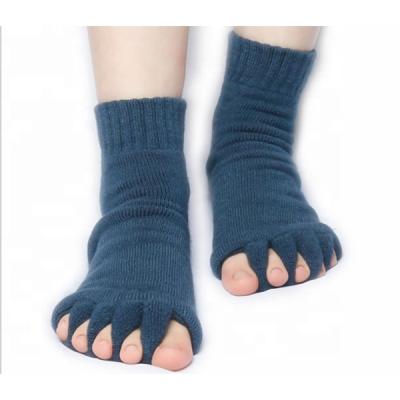 China Anti Slip Yoga Socks Breathable Acrylic Socks Anti Slip Yoga for sale