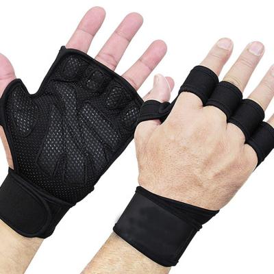 China Breathable Gym Fitness Weight Gloves Customized Bag Or Customized Gym And Poly Gym Fitness Gloves Weightlifting Gloves Training 20-25days for sale