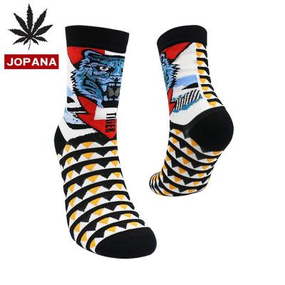 China Factory High Quality 55g Weight Zhuji Colorful Men's Ankle Sports Socks QUICK DRY for sale