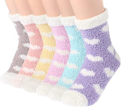 China 2021 Winter QUICK DRY Velvet Folded Cuff Sleep Thick Bed Socks Microfiber Coral Fleece Fuzzy Women Heart Fluffy Socks for sale