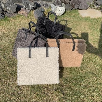 China Wholesale ENGLAND STYLE Bag Fashion Shopping Bag Handbag Fur Shoulder Women Large Female Tote Bag for sale