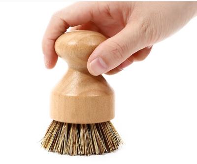 China Sustainable Natural Palm Fiber The Log Handle Kitchen Brush Scrubber For Washing Dishes Or Vegetable for sale