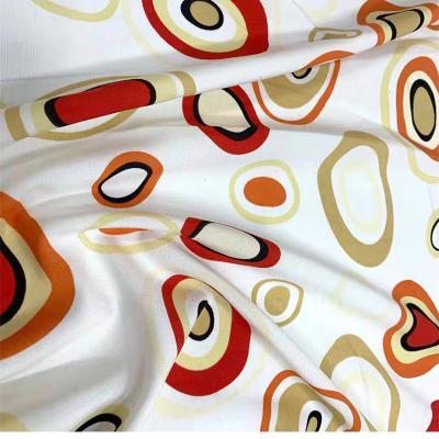 China Wholesale Low Price Anti-Static Custom Printed 100% Polyester Fabric Pearl Chiffon Fabric For Women Dress for sale