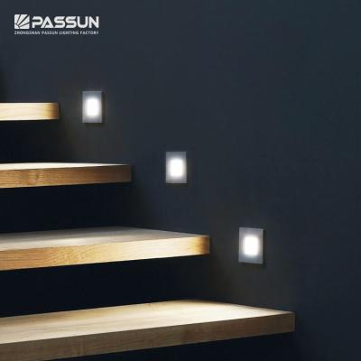 China Modern Design Modern Aluminum Indoor Recessed Wall Foot Lamp Led Stair Step Light for sale