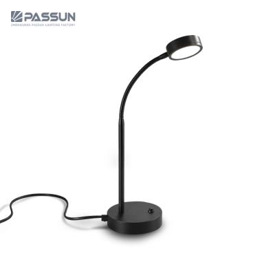 China CE RoHS Approval Modern Simple Modern LED Study Table Lamp for sale