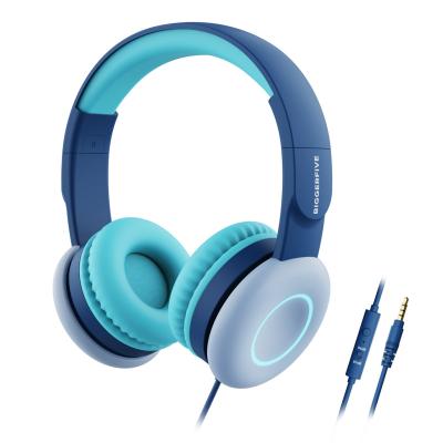 China Earphone computer headsets wired kids headphones and unique silicone design, safe kid volume earphone headphones, accept OEM/ODM for sale