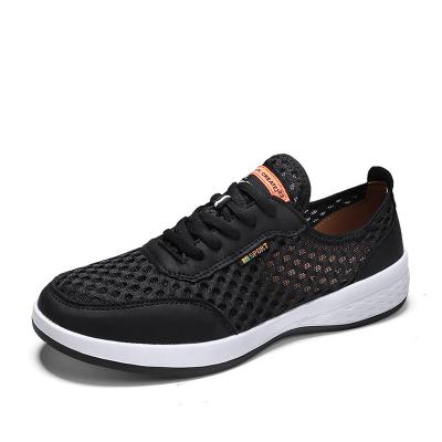 China 2022 new summer fashion men's big mesh men's breathable shoes fashion trend casual light sports shoes shoes for sale